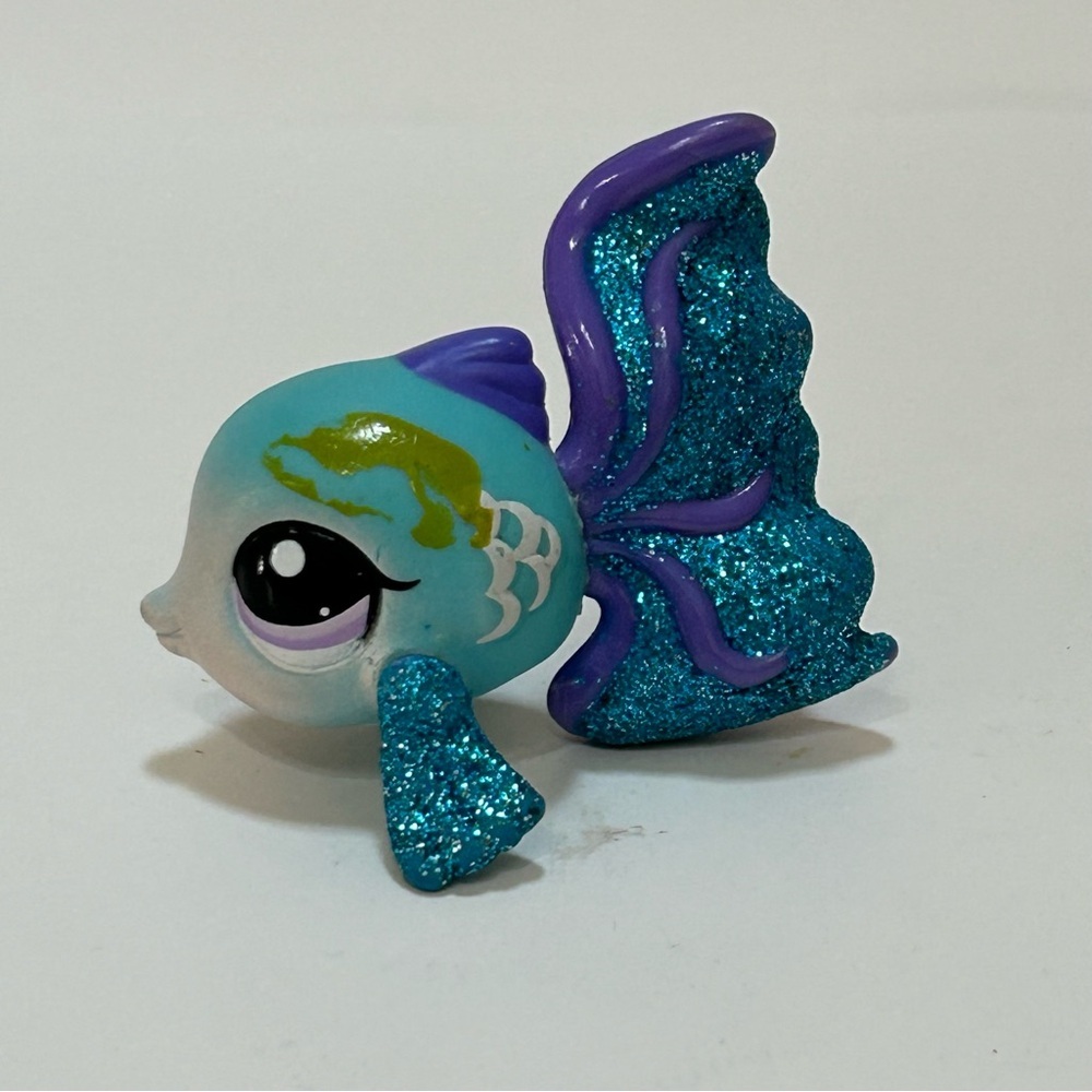 Littlest Pet Shop Guppy Fish #2129